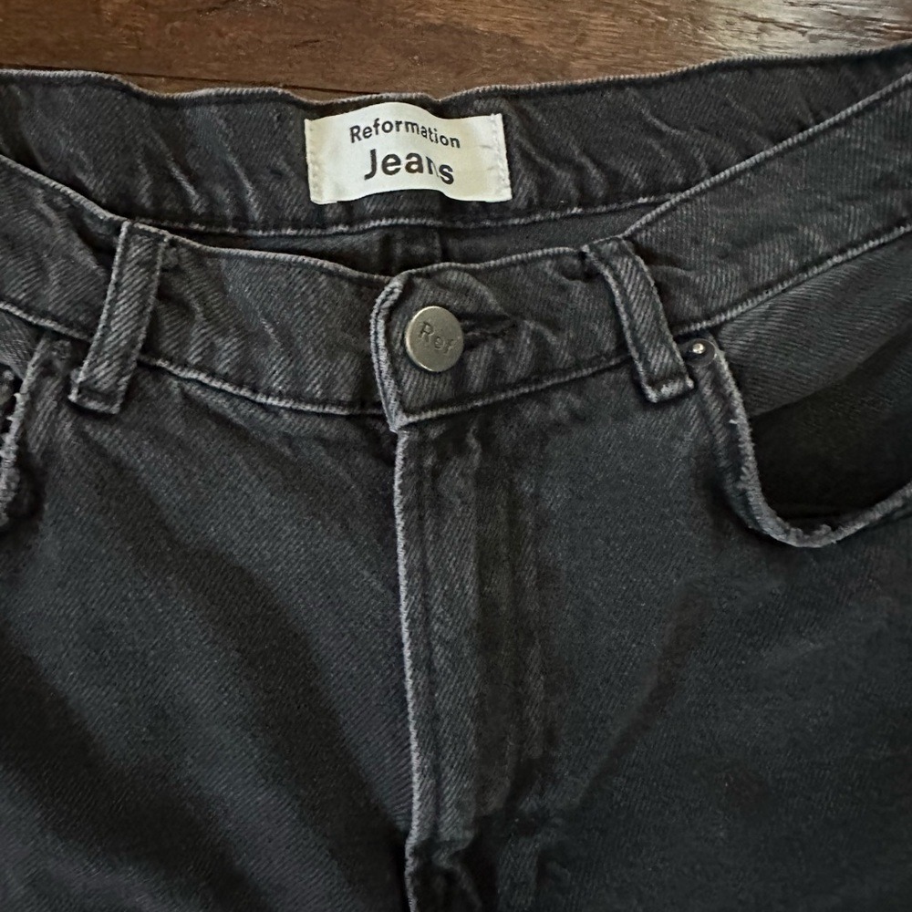 Reformation-black distressed jeans straight leg size 26 - Picture 11 of 12